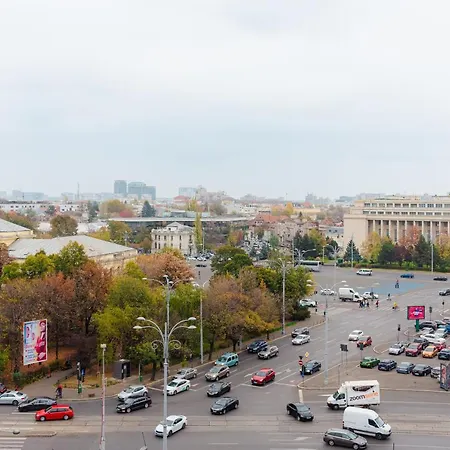 Piata Victoriei *
